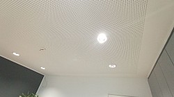 Akustikdeckensystem (Lochdecke)