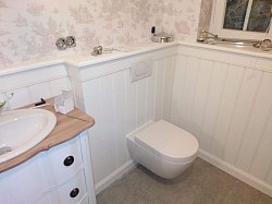 Badsanierung Landhausstil